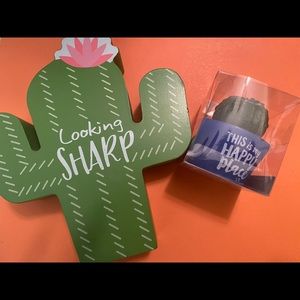 Cactus 🌵 candle and home decor - “this is my happy place” candle!! Great gift!